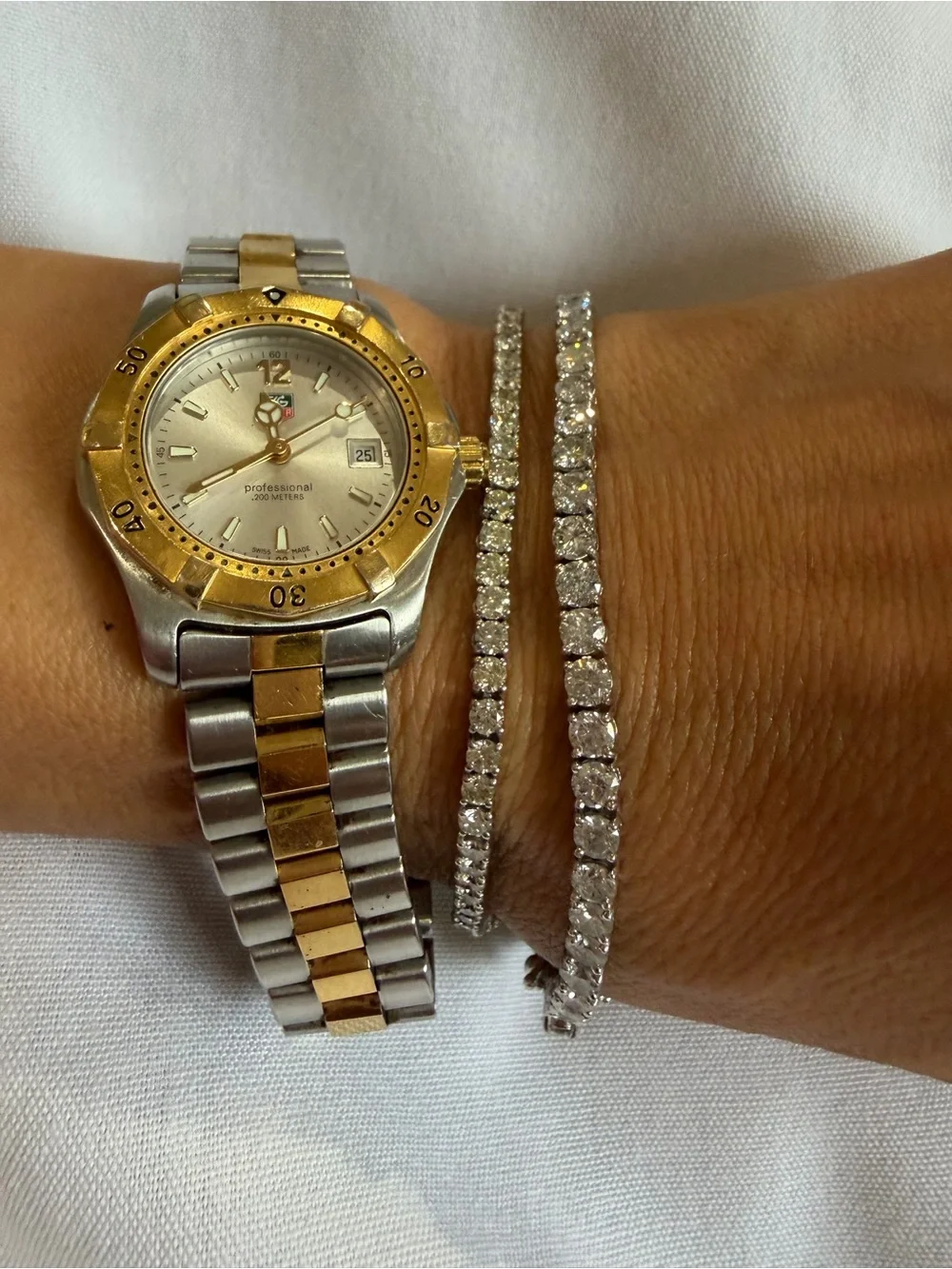 Vintage TAG Heuer 2000 Professional Two-Tone Women’s Watch – WK1320-1 – 29mm